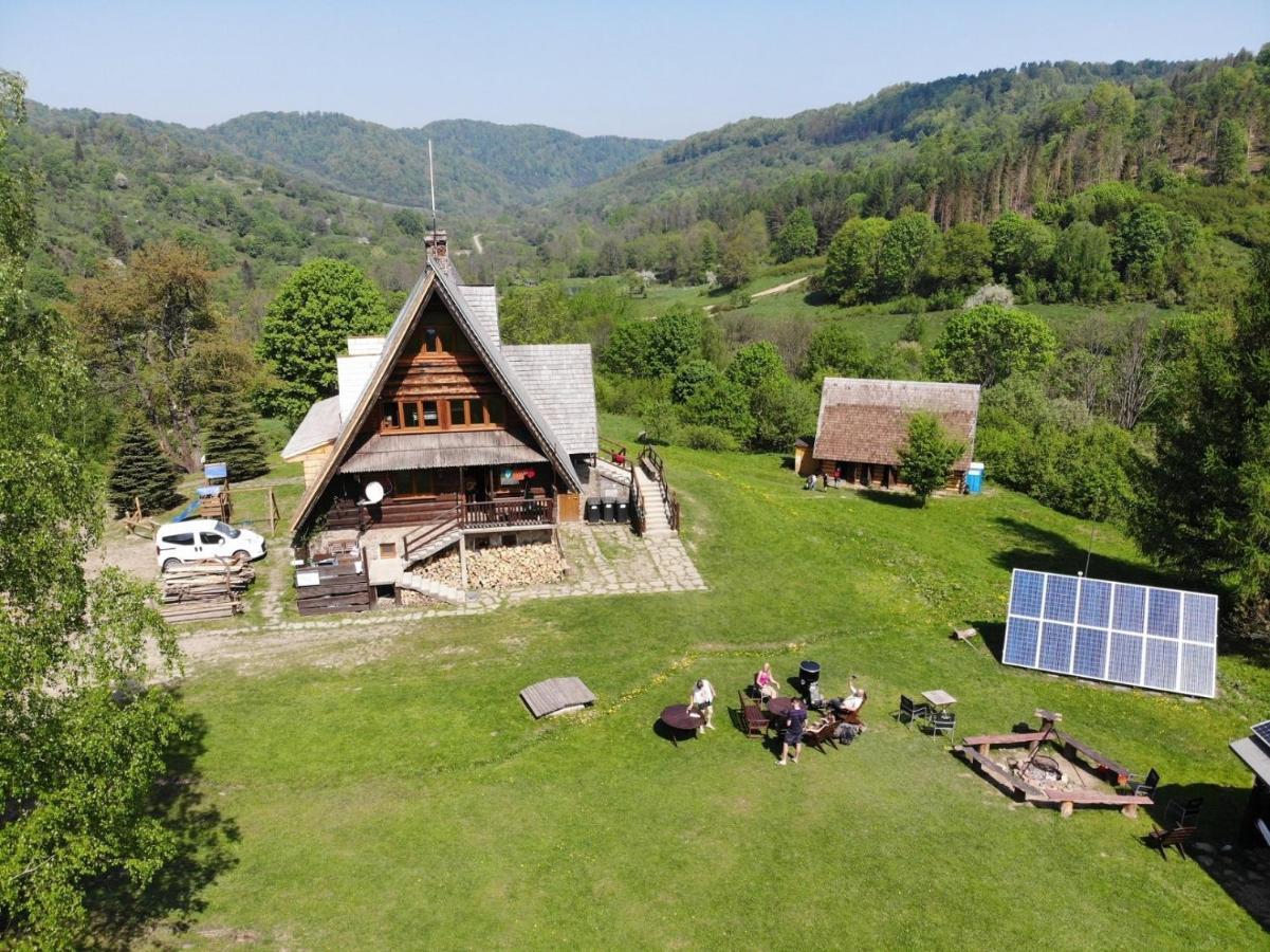 Bacowka Pttk Jaworzec Hostel Wetlina Kültér fotó