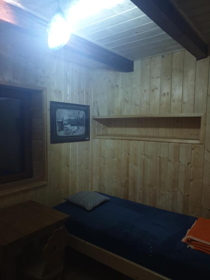 Bacowka Pttk Jaworzec Hostel Wetlina Kültér fotó
