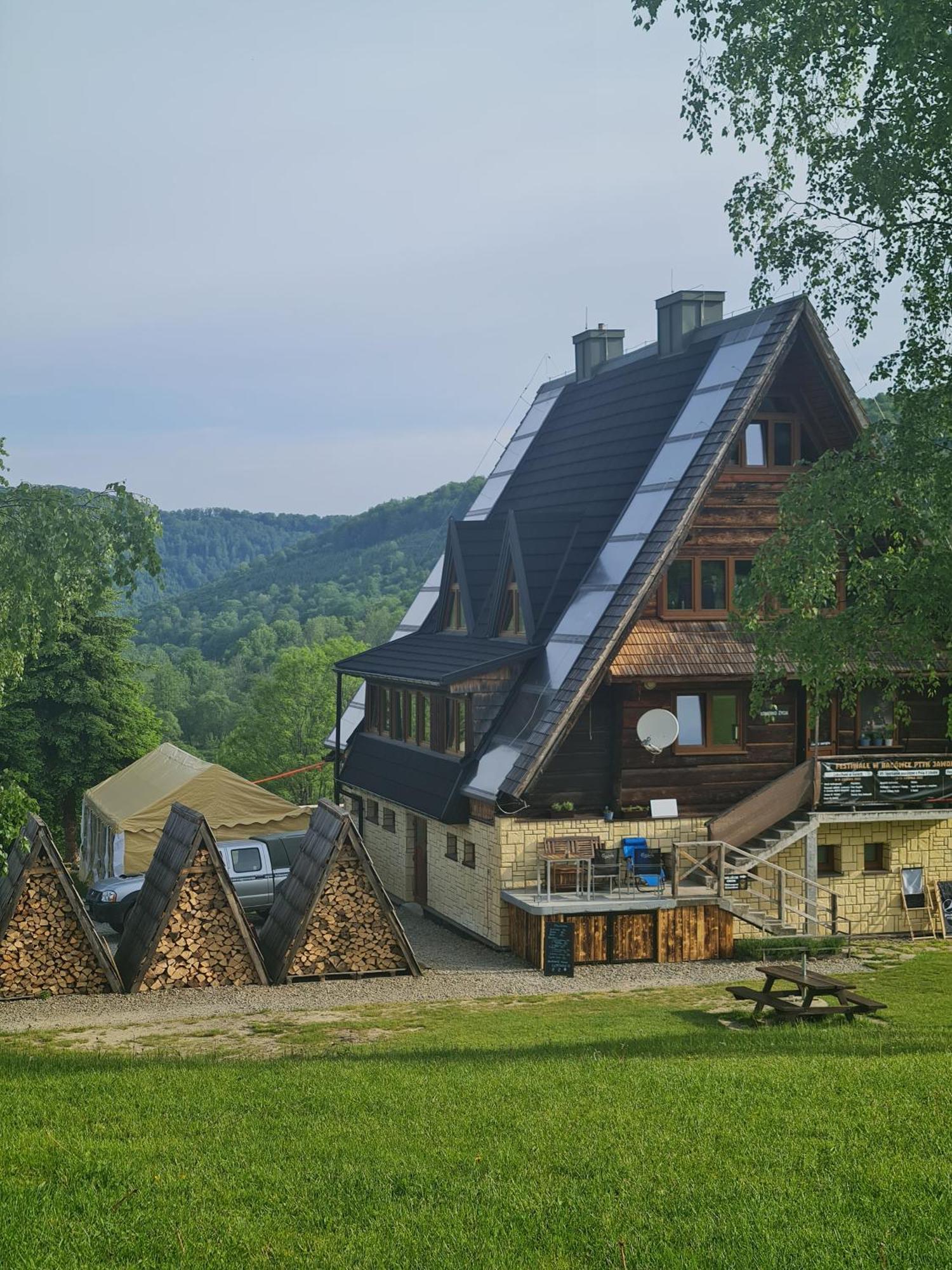 Bacowka Pttk Jaworzec Hostel Wetlina Kültér fotó